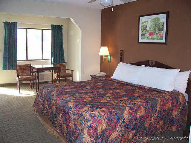 Executive Inn Ferry Pass 外观 照片